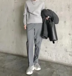 UNIQLO スマートアンクルパンツ　グレー