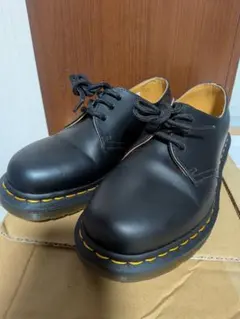 激レア】Dr.Martens 3ホール UK7 黒 1925 スチールトゥ - メルカリ