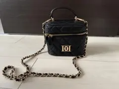 Darich キルティングスクエアミニバッグ ブラック