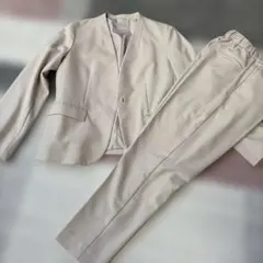 美品　LEPSIM 洗えるノーカラージャケット　美脚パンツベージュ　セットアップ