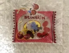 パペットスンスン シャカシャカキャンディチャーム チェリー