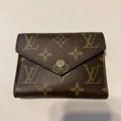 Louis Vuitton ポルトフォイユ・ヴィクトリーヌ