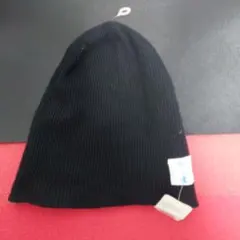 黒いリブ編みビーニー帽子