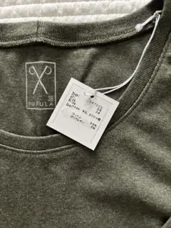 長袖　カットソー。Tシャツ