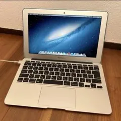 【化粧箱付き】 MacBook Air 11インチ MD224J/A 充電器付き