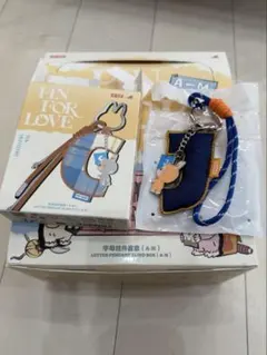 【正規品】POPMART イニシャルラブブ