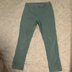 ユニクロ　レギンスパンツ　ストレッチ