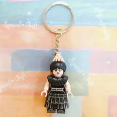 ウェンズデー★ドレス★ハンド★ネットフリックス★ブロックキーホルダー★アメキャラ