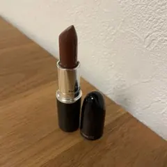 MAC アイ ディザーブ ディス リップスティック　ブラウンリップ　マック