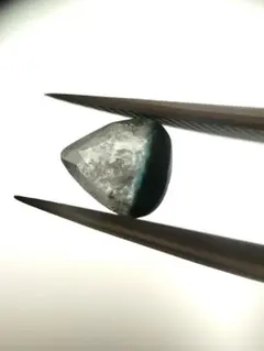 バイカラートルマリン　ルース　非加熱　宝石　0.805ct ソ付