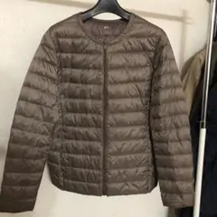ユニクロ　ウルトラライトダウンジャケット　ブラウン　①