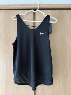 【新品未使用】Nikeタンクトップ M ブラック