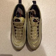 NIKE AIR MAX 97 ゴールド スニーカーのサムネイル