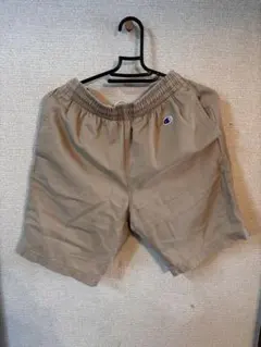 Champion ベージュ ショートパンツ