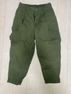 カーゴパンツ