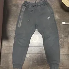 NIKEテックフリース