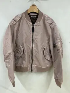 MA-1スタイル ピンクナイロンジャケット