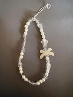 パールとクリスタルビーズのストラップ