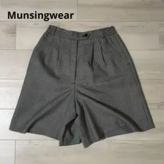 Munsingwear マンシングウェア　チェック柄ハーフパンツのサムネイル