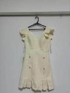 イエローフリル Vネックドレス