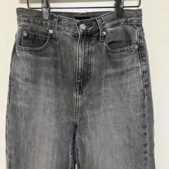 ユニクロ　22サイズ　ワイドストレートジーンズ グレー レディース デニム