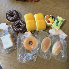 パン系ミニスクイーズ ガチャガチャ