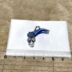 Item thumbnail for item 79457754-f281-458b-a44d-612de053c430