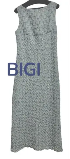 ⭐️BIGI ⭐️ノースリーブ 花柄 刺繍ワンピース⭐️美品⭐️のサムネイル