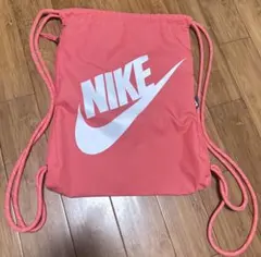 Nike ピンク ドローストリングバッグ