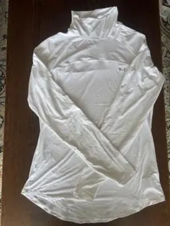 Under Armour ハイネック長袖トップス ホワイト