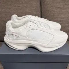 ニューバランス　ワープドランナー　ホワイトのサムネイル