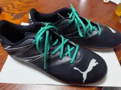 【値下げ！】PUMA フットサルシューズ ブラック/グリーン