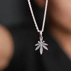 正規店購入 AVALANCHE マリファナ ペンダントトップ 廃盤品 - メルカリ
