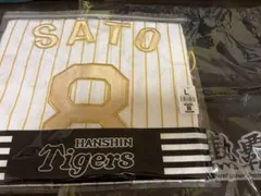 阪神タイガース 佐藤輝明 チャンピオンユニフォーム Lサイズ 金ユニ