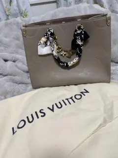 LOUIS VUITTON ベージュ オンザゴー mm