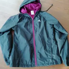 アディダス　ウィンドブレーカー