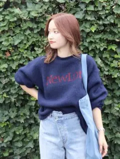 NewLook ネイビー ロゴニット セーター 【WEB限定】のサムネイル
