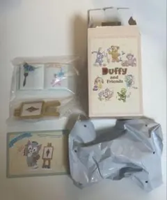 pop mart 上海ディズニー　ダッフィーコラボフィギュア 置物　ジェラトーニ