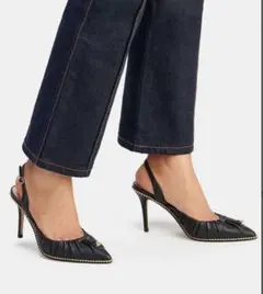 コーチ　パンプスCOACH WIONNA PUMPS 新品同様品のサムネイル