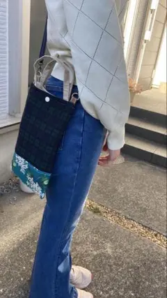 Item thumbnail for item 6e397bcd-a2aa-4f95-9123-abc434081229