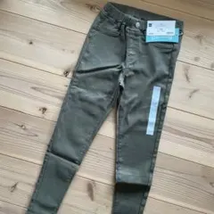 新品　GU オリーブ色 スリムフィットパンツ 120cm