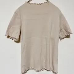早い者勝ち✨️GU【M】ジーユー ベージュ リブ編み 半袖Tシャツ フリル付き