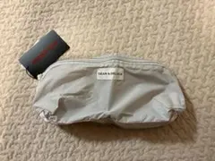 ディーンアンドデルーカ　ポーチ