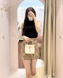ベージュチェック柄ミニスカート