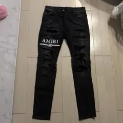 AMIRI スキニーデニム ブラック ダメージ 加工