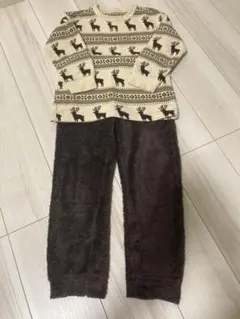ユニクロ　フリースパジャマ　120センチ