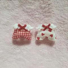 赤ちゃんお洋服2着セット　赤色チェック•ハート　ハンドメイド