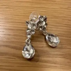 【ピアス】クリスタルドロップ型