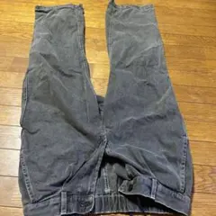 GU ダークグレー デニムパンツ