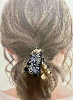 ハンドメイド　インド刺繍リボン　ヘアゴム（チャーム）